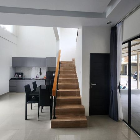 The Icon Central Batam 3 Bedroom Home Villa With Private Pool Exteriér fotografie